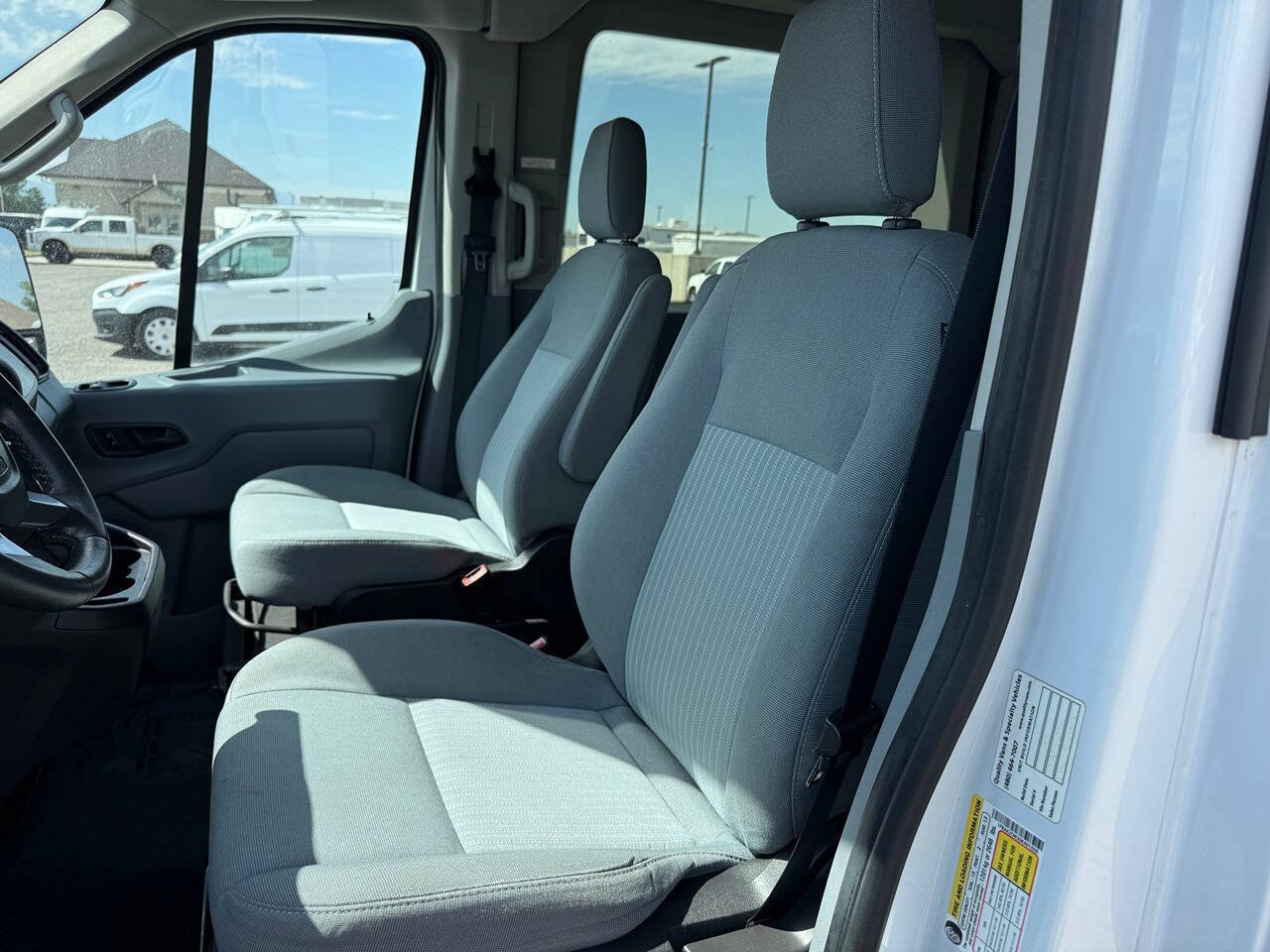 Used 2016 Ford Transit 350 XLT RWD image 15