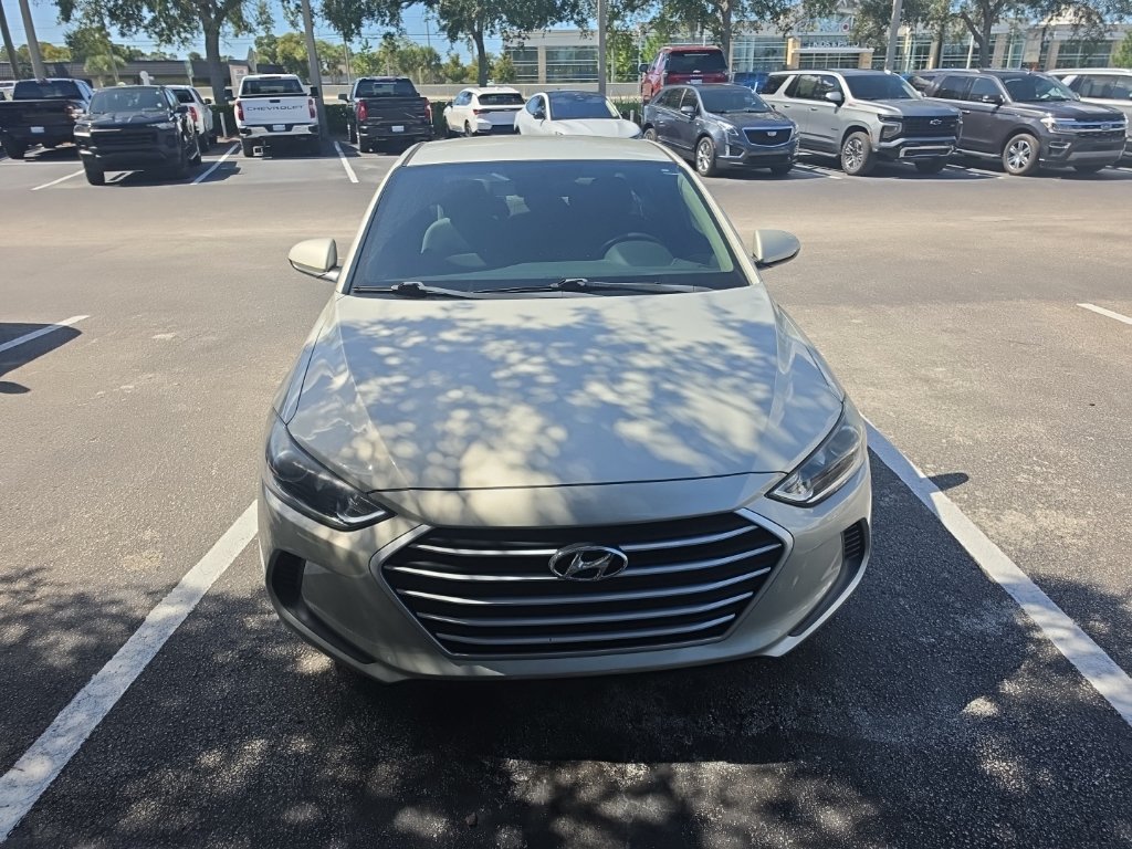 Used 2018 Hyundai Elantra SEL FWD image 2
