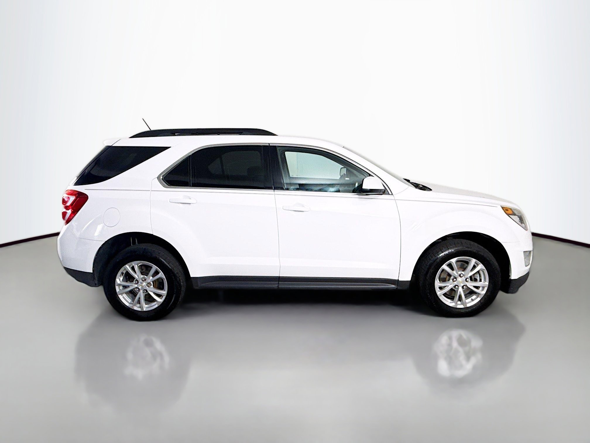 Used 2017 Chevrolet Equinox LT w/ Convenience Package AWD/4WD image 11