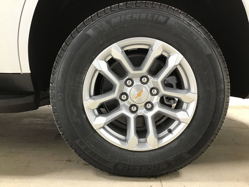 New 2026 Chevrolet Tahoe LS image 33