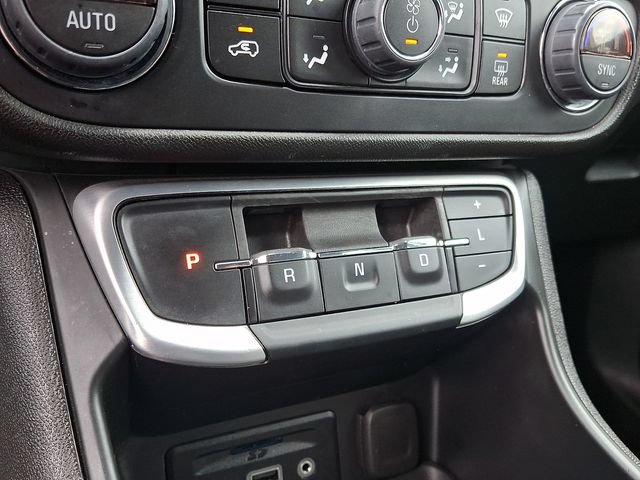 Certified 2024 GMC Terrain SLT FWD image 14