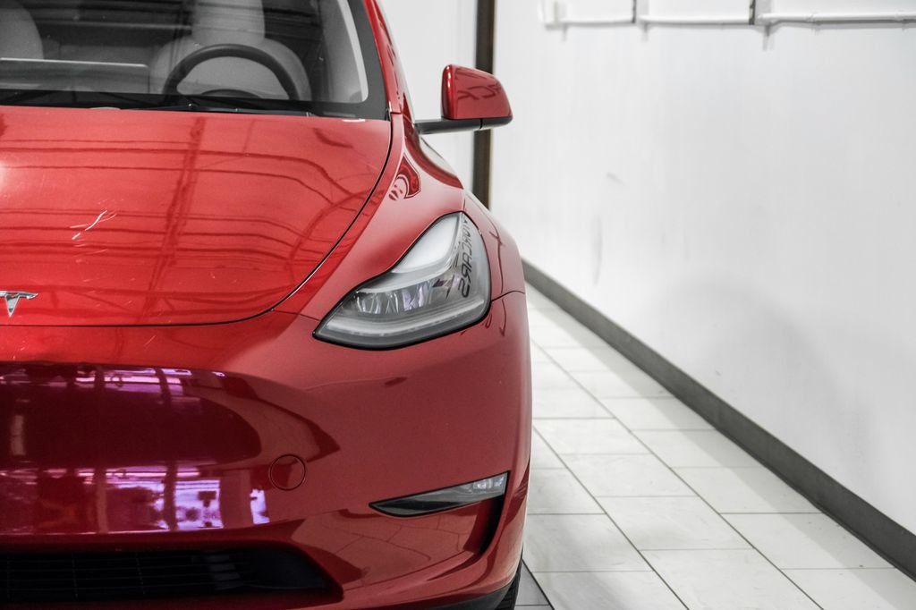Used 2023 Tesla Model Y AWD image 44