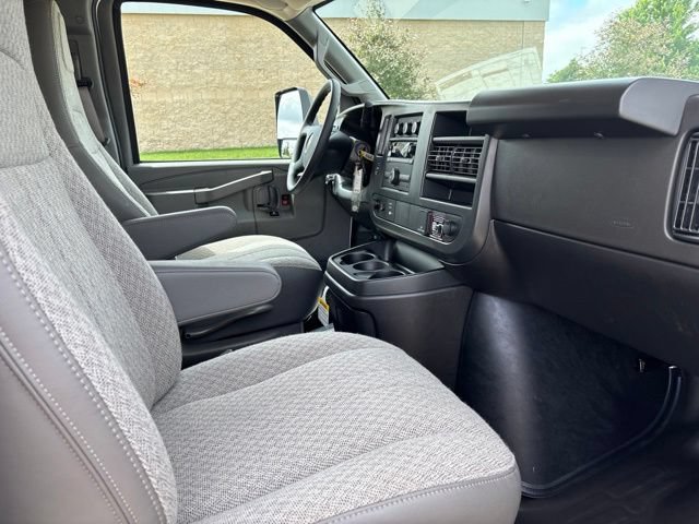 New 2026 Chevrolet Express 3500 w/ Power Convenience Package RWD image 24
