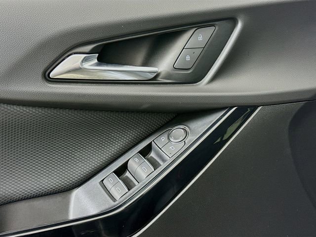 Used 2025 Chevrolet Equinox RS image 21