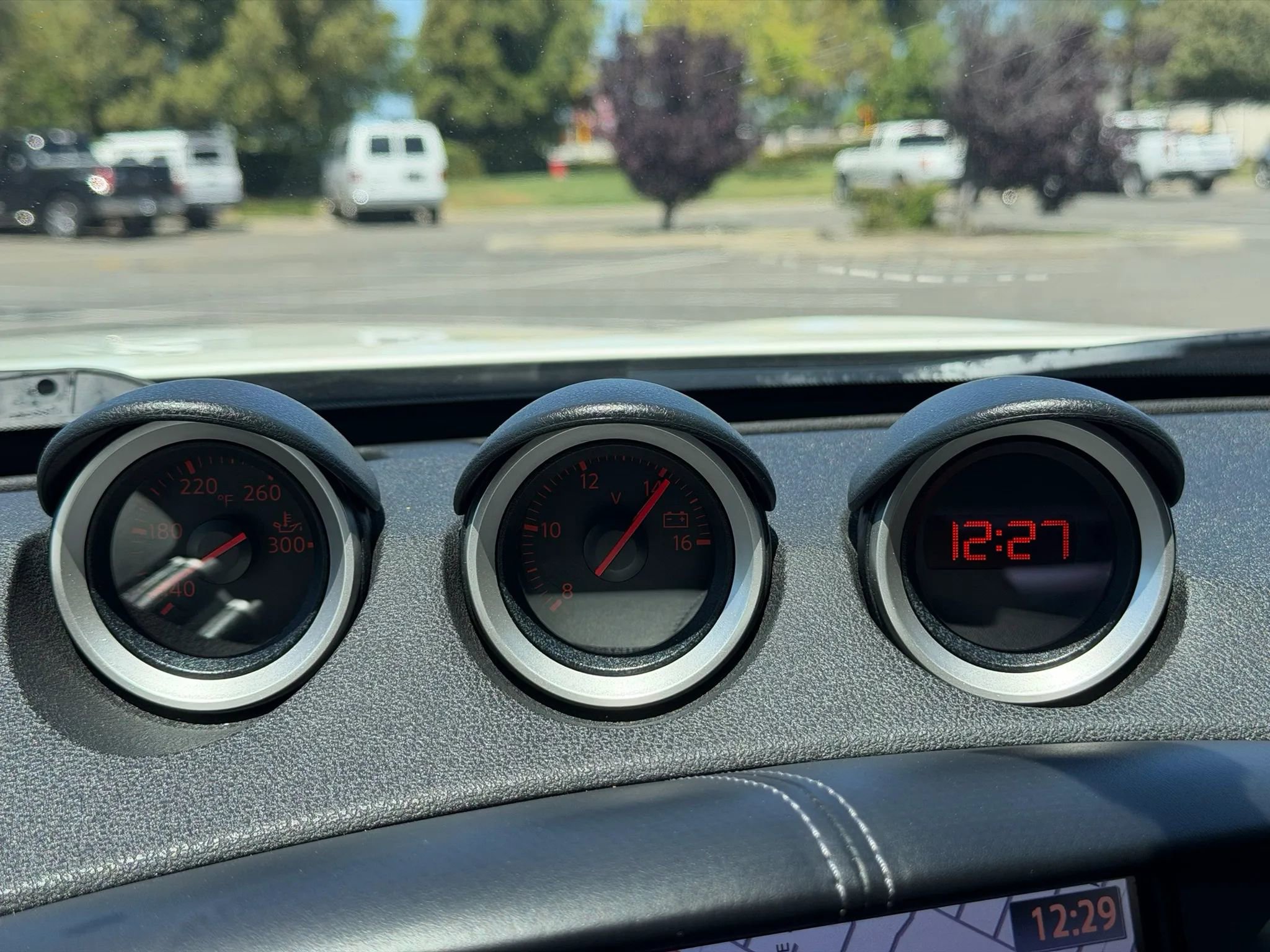 Used 2020 Nissan 370Z Touring Sport image 10