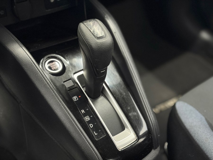 Used 2023 Nissan Versa SV FWD image 24