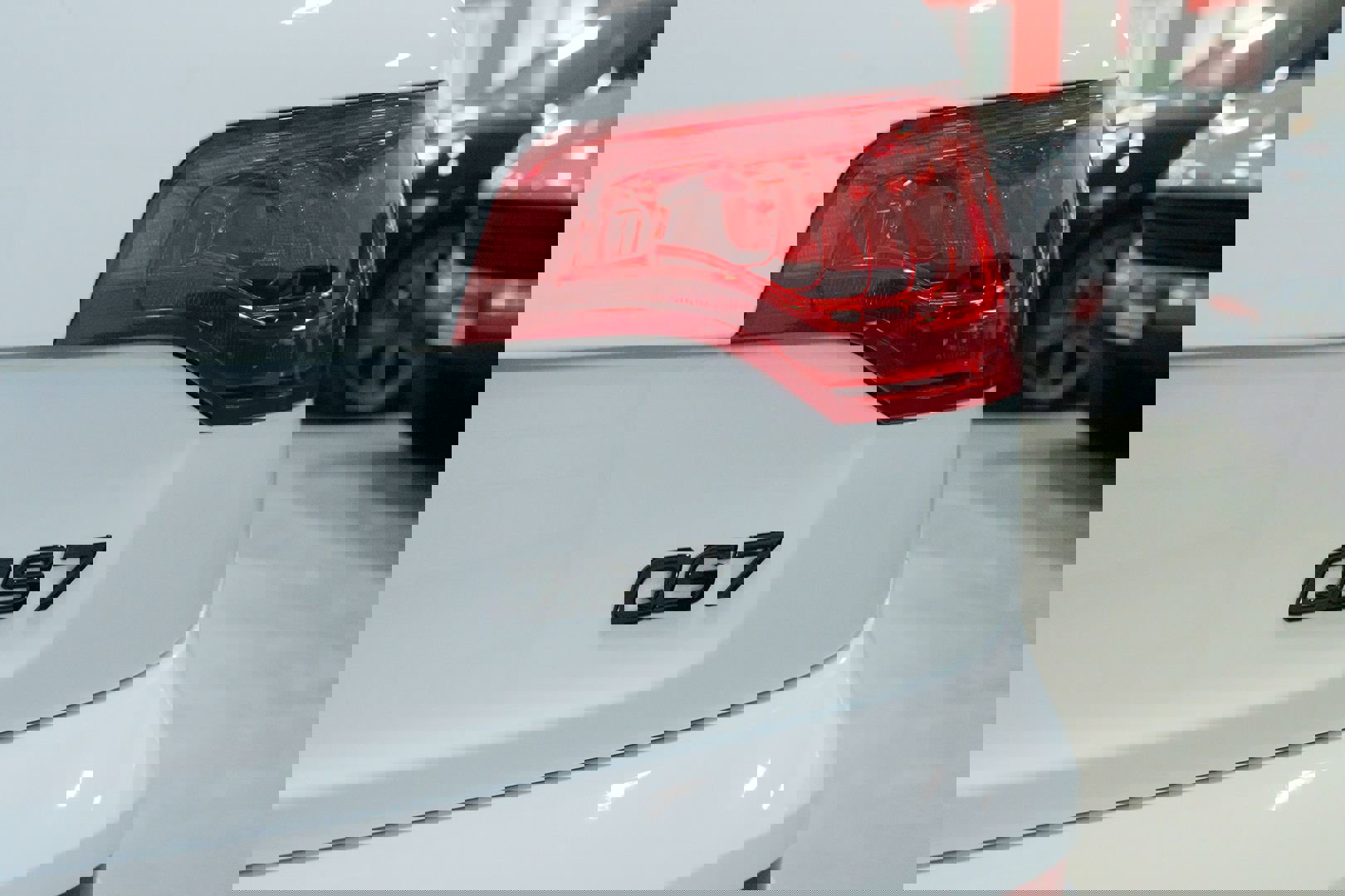 Used 2014 Audi Q7 3.0T S line Prestige w/ Technology Package image 9