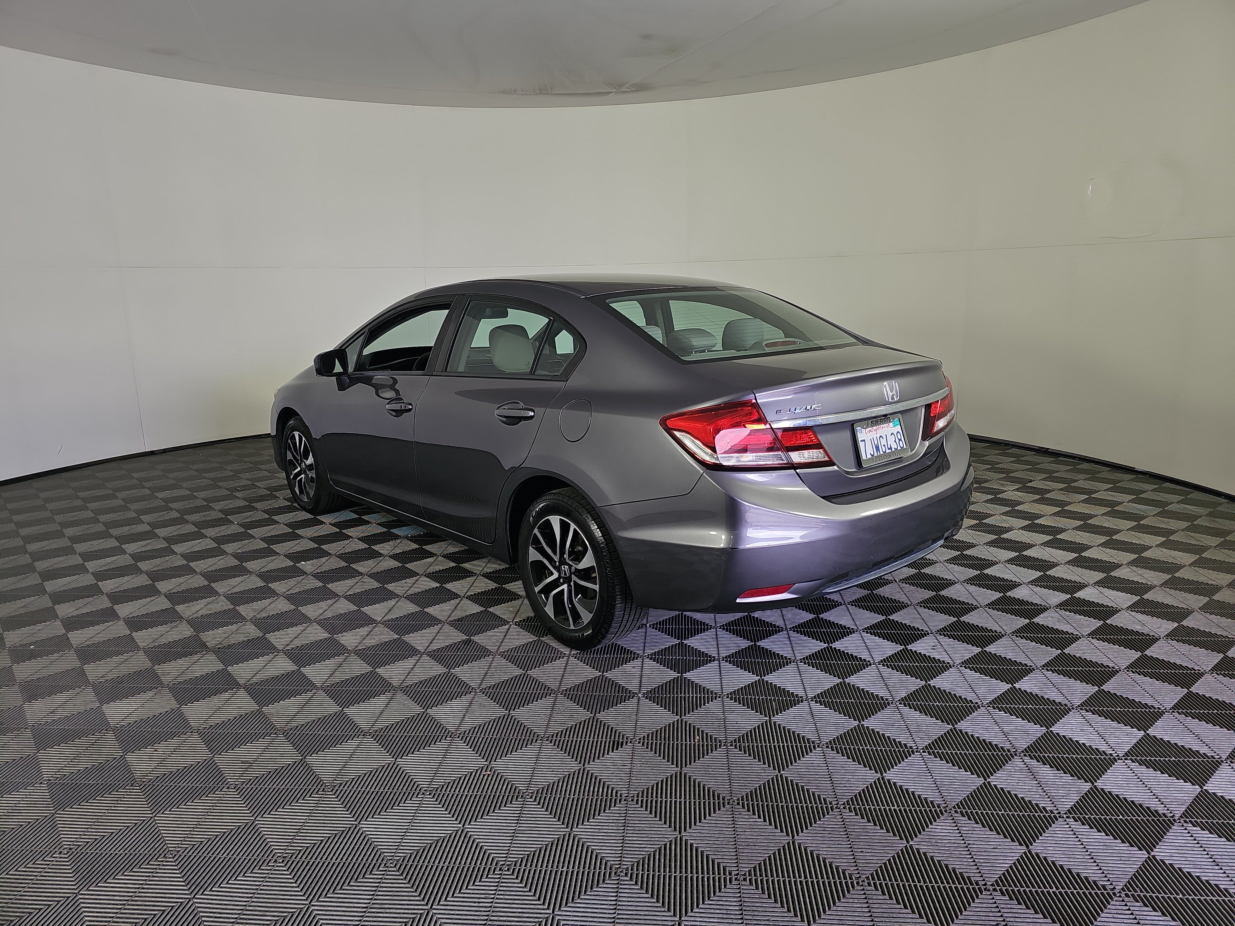 Used 2015 Honda Civic EX image 3