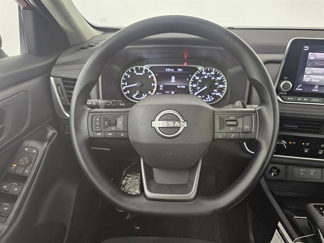 New 2026 Nissan Rogue S image 26