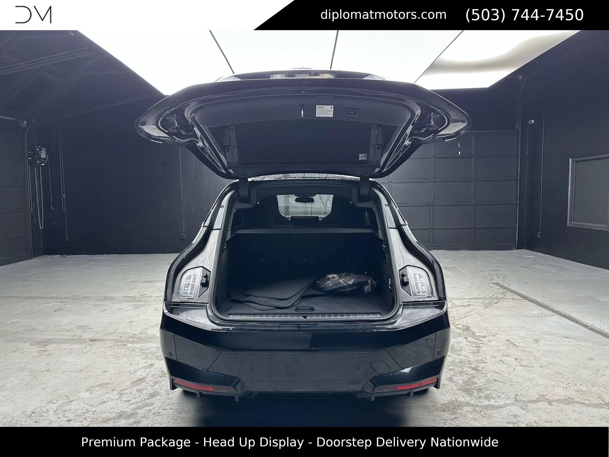 Used 2022 BMW iX xDrive50 w/ Premium Package image 42