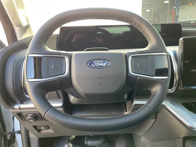 New 2026 Ford Expedition Max Platinum w/ Driver's Package AWD/4WD image 18