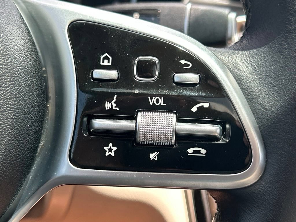 Used 2019 Mercedes-Benz C 300 Sedan image 26