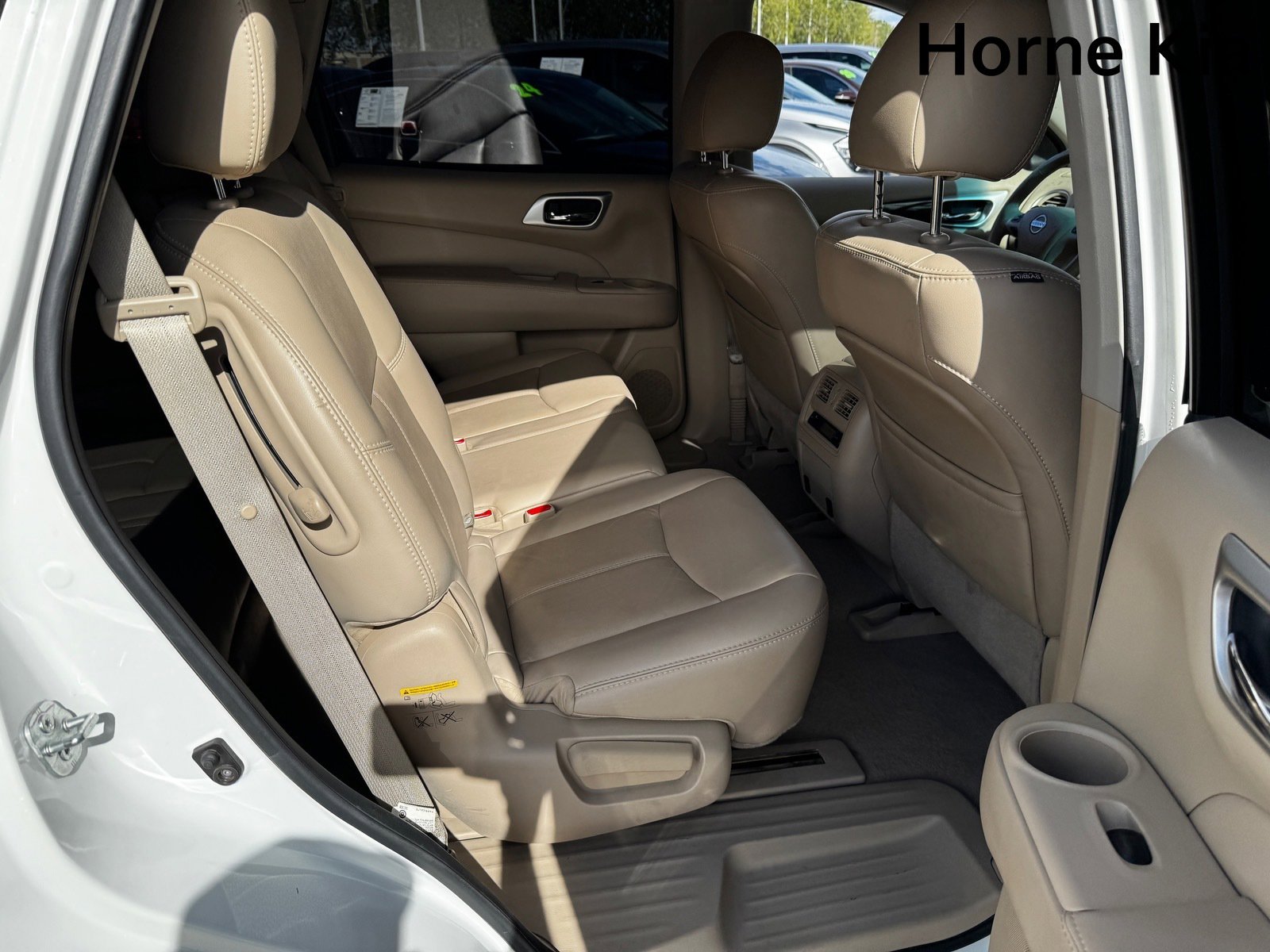 Used 2014 Nissan Pathfinder SL w/ SL Tech Package image 28