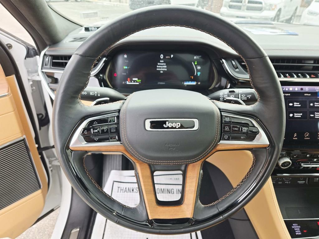 Used 2022 Jeep Grand Cherokee Summit image 23