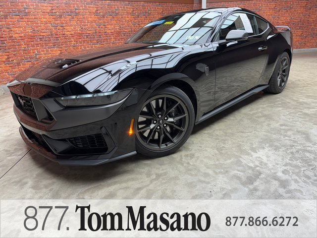 Used 2025 Ford Mustang Dark Horse image 1