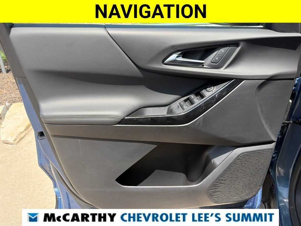 Used 2025 Chevrolet Equinox LT FWD image 43