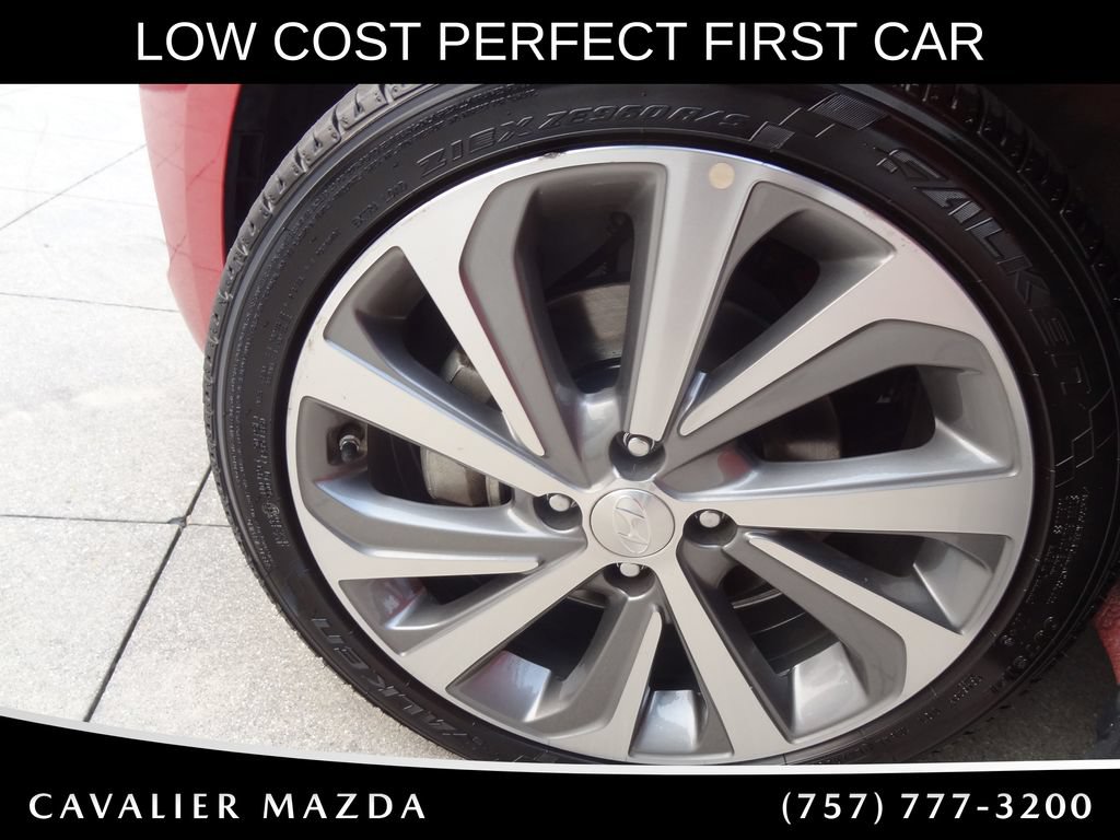 Used 2022 Hyundai Accent Limited FWD image 35