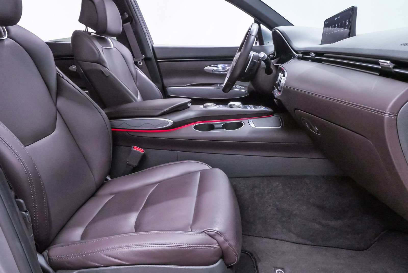 Certified 2023 Genesis GV70 2.5T Advanced w/ Advanced Package image 14