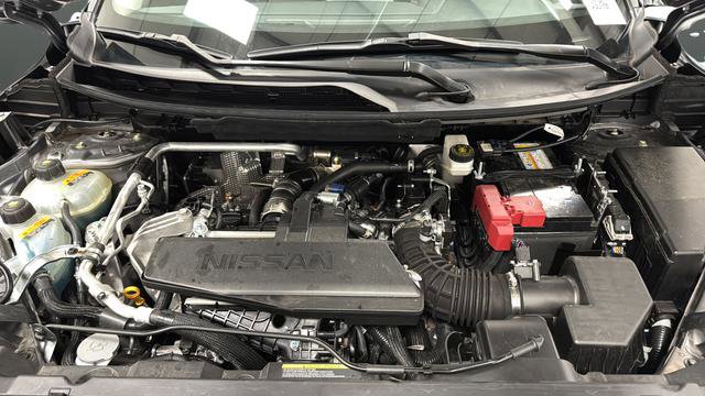 Used 2024 Nissan Rogue SV AWD/4WD image 25