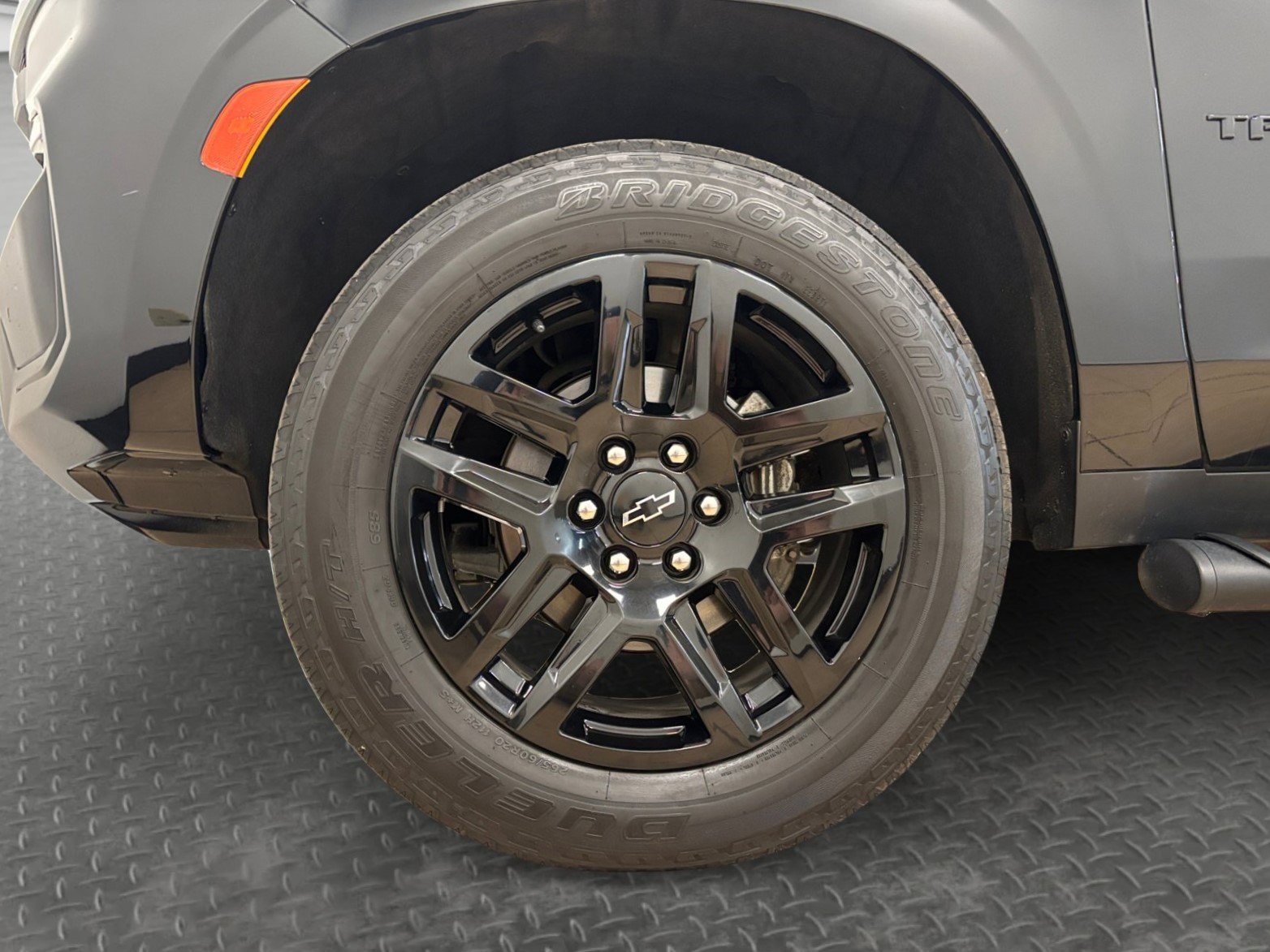 Used 2022 Chevrolet Tahoe Z71 w/ Luxury Package AWD/4WD image 44