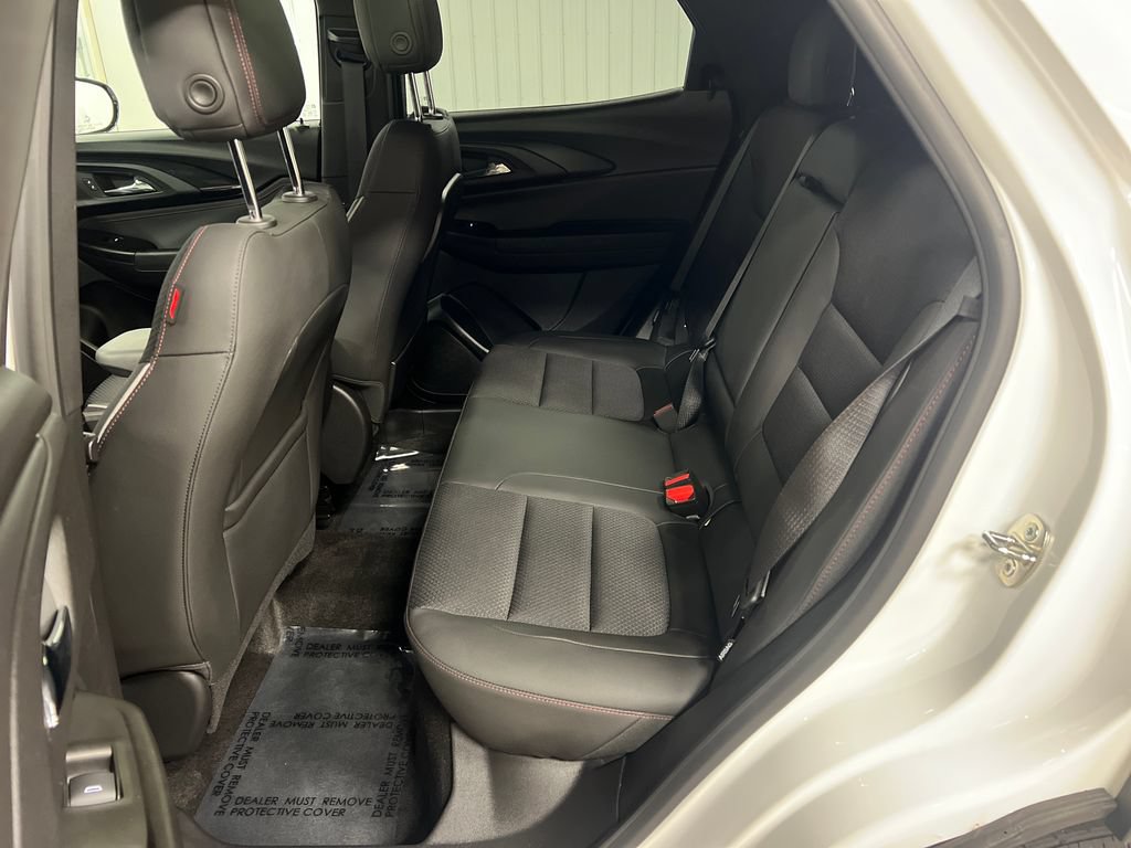 Certified 2023 Chevrolet TrailBlazer RS w/ Sun and Liftgate Package AWD/4WD image 14