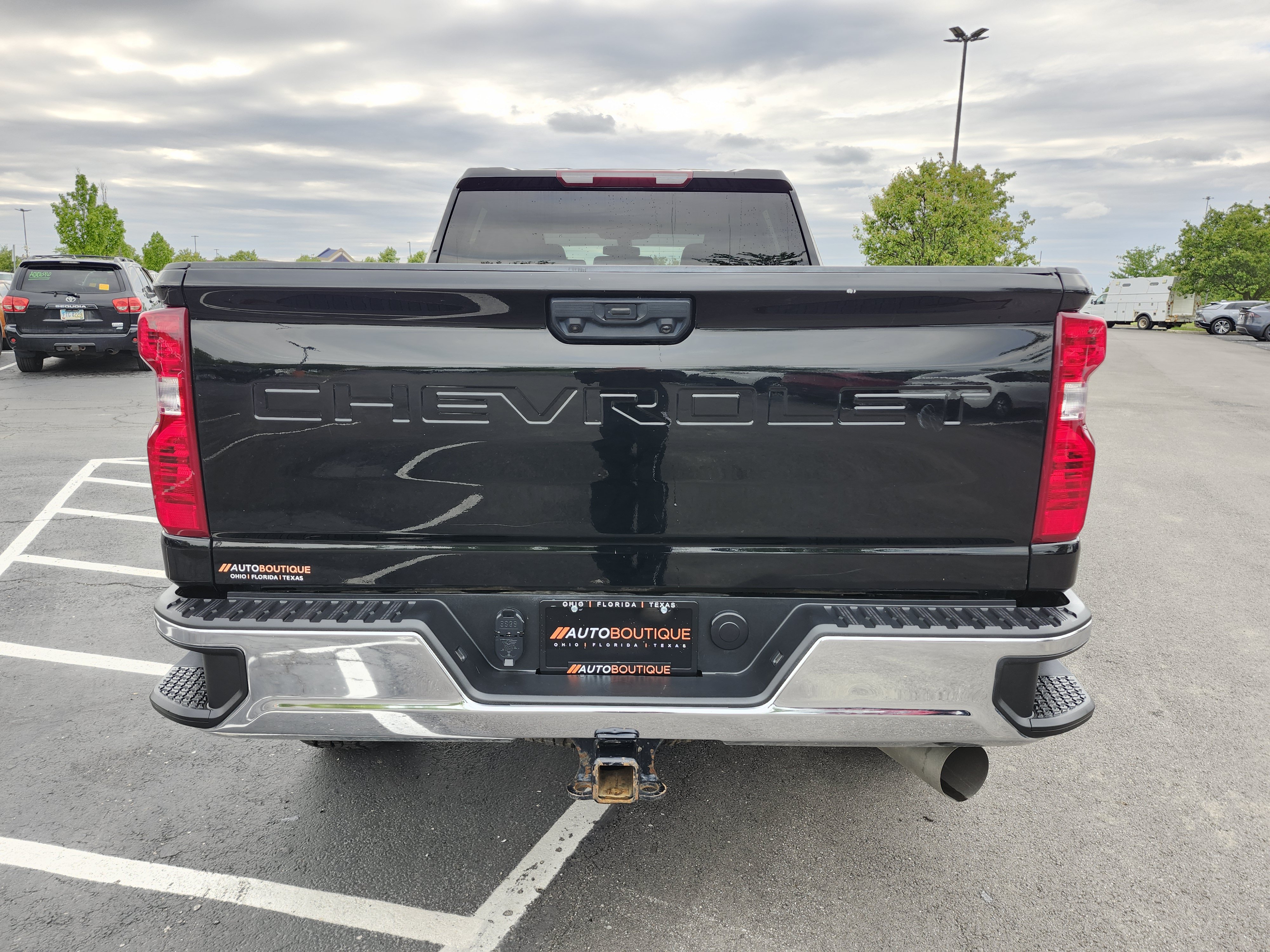 Used 2023 Chevrolet Silverado 3500 LT w/ Convenience Package AWD/4WD image 16