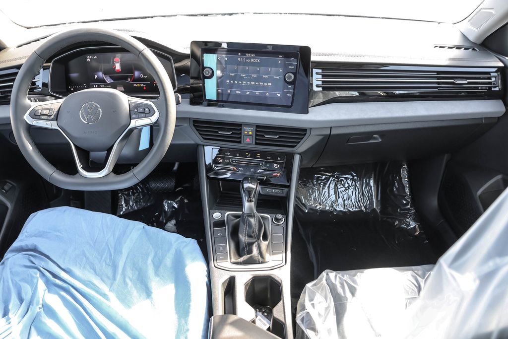 New 2026 Volkswagen Jetta SE FWD image 38