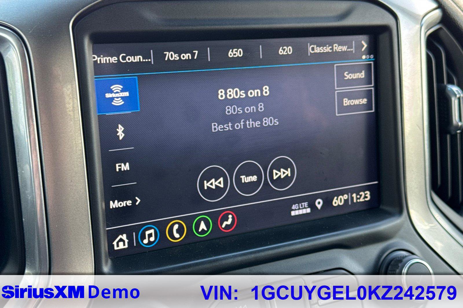 Used 2019 Chevrolet Silverado 1500 LTZ w/ LTZ Convenience Package image 28