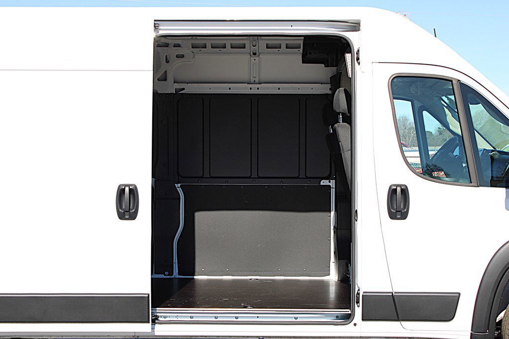 Used 2024 RAM ProMaster 3500 w/ Safety Group image 9