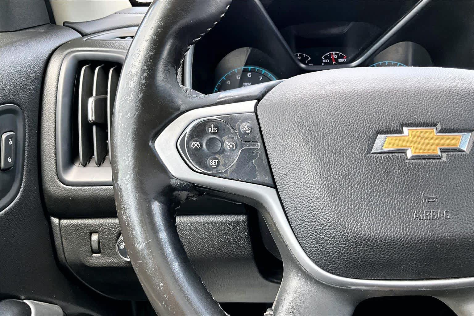 Used 2018 Chevrolet Colorado LT w/ LT Convenience Package RWD image 24