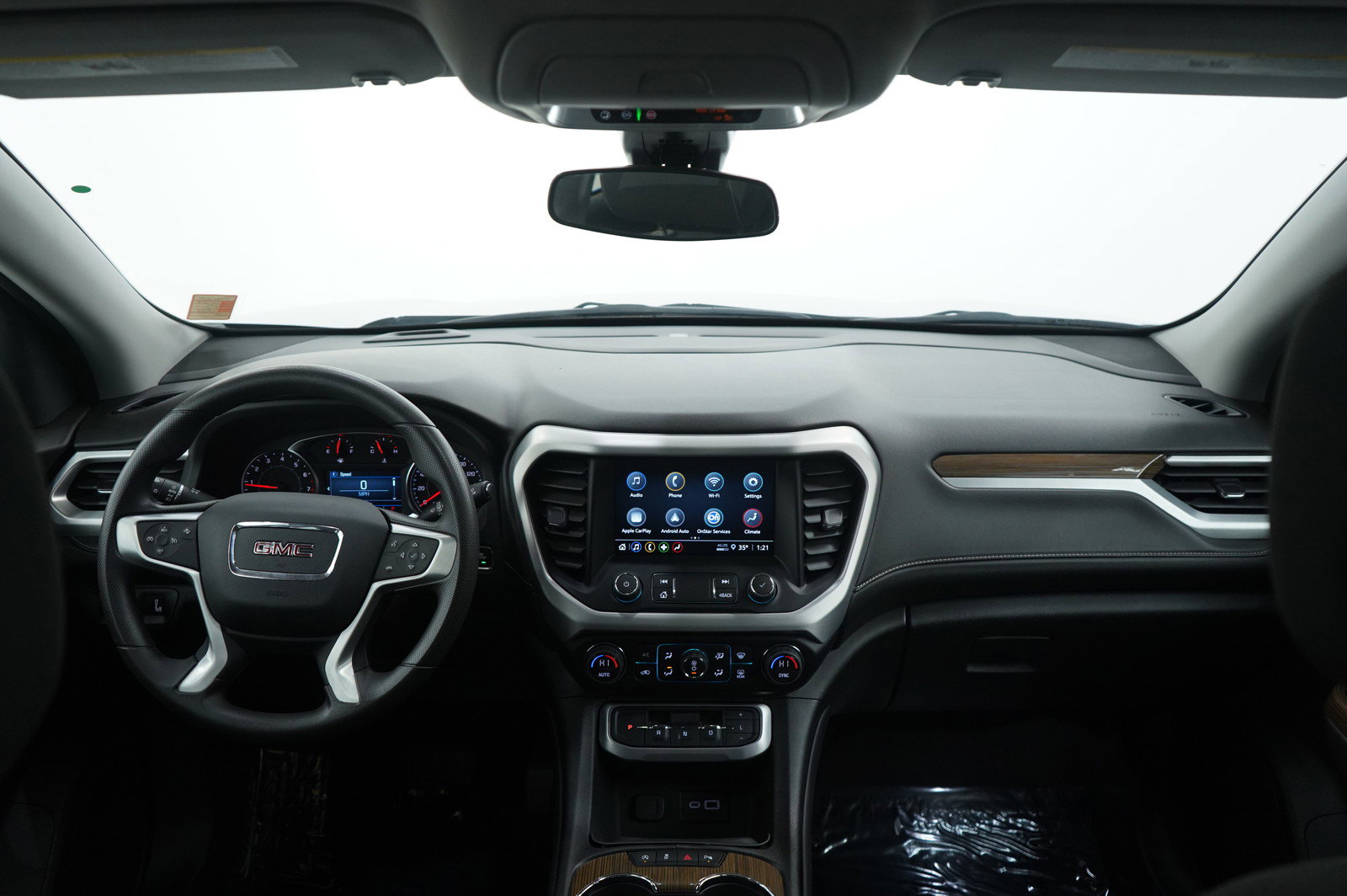 Used 2023 GMC Acadia SLE image 15