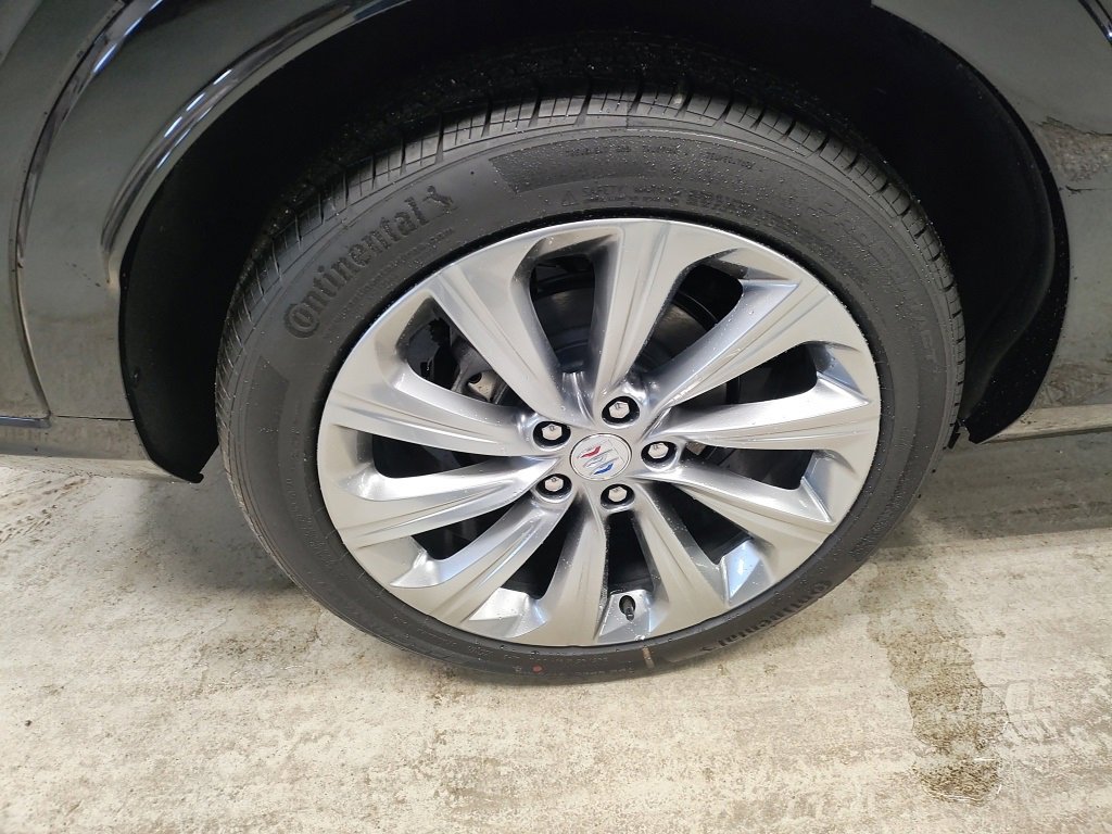 New 2026 Buick Envista Avenir image 3