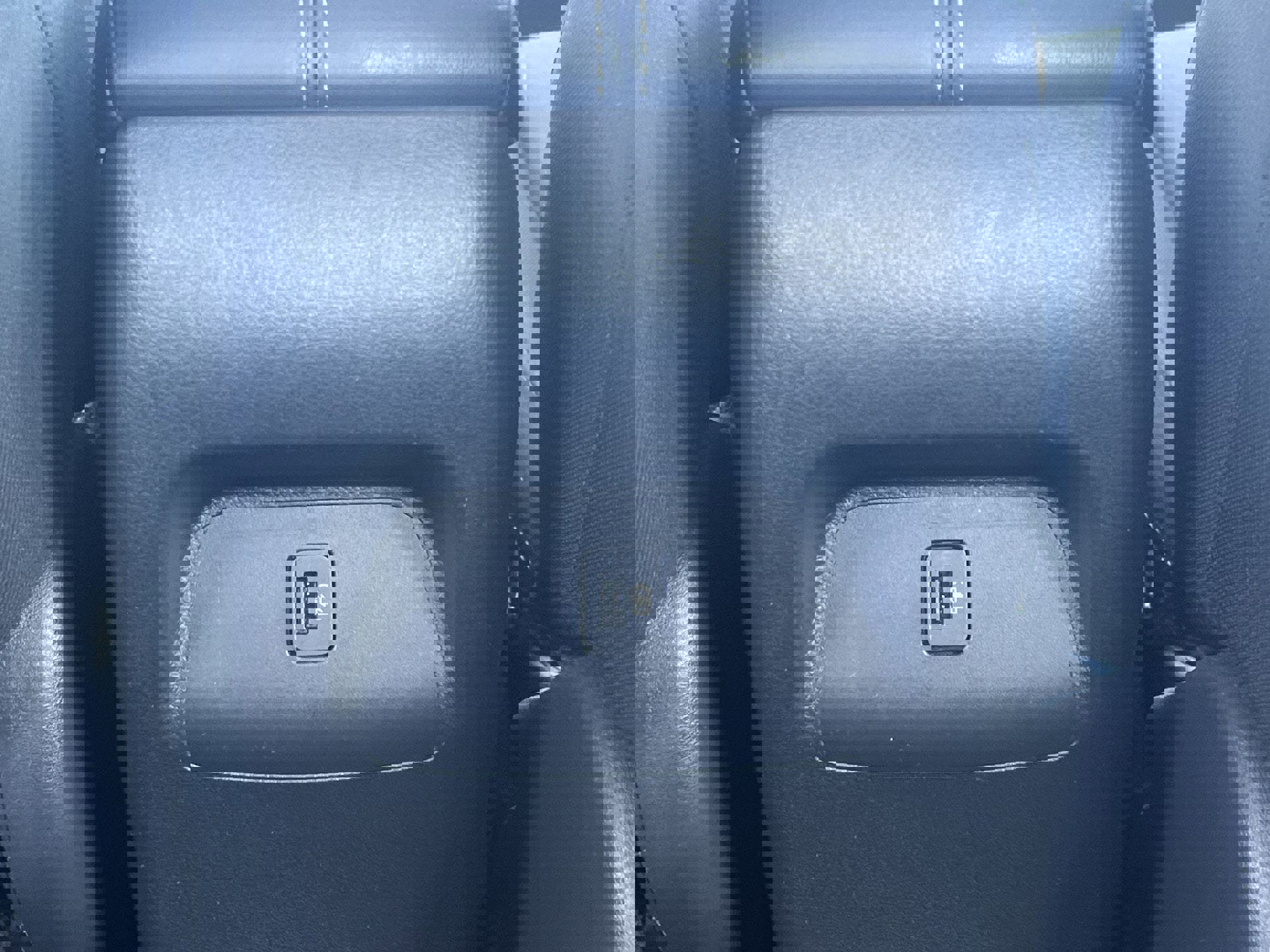 Used 2024 Nissan Sentra SV FWD image 17