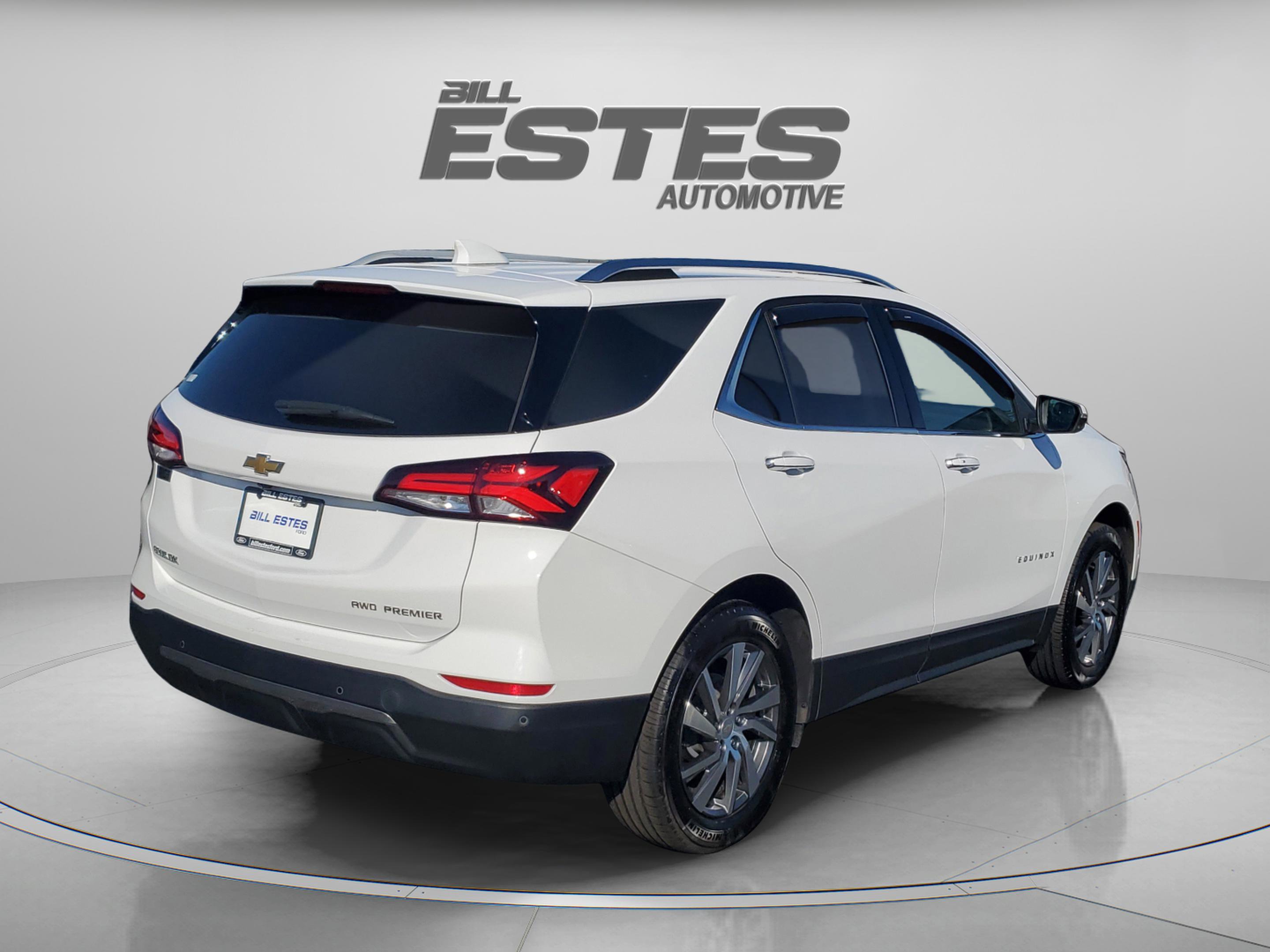 Used 2024 Chevrolet Equinox Premier AWD/4WD image 4