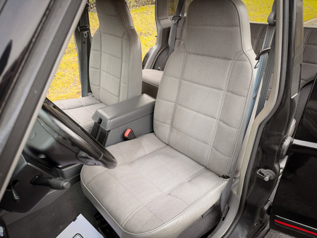 Used 1996 Jeep Cherokee Sport image 14