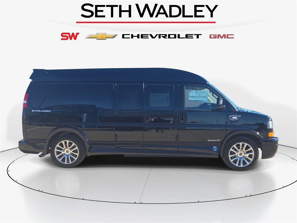 New 2025 GMC Savana 2500 Extended w/ Driver Convenience Package image 4