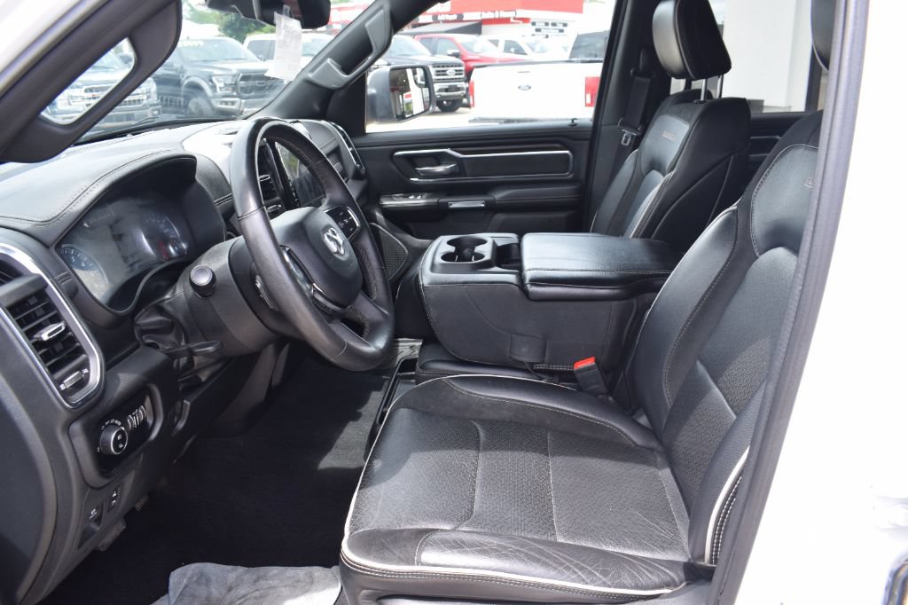 Used 2025 RAM 1500 Laramie AWD/4WD image 8