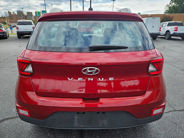 Used 2024 Hyundai Venue SEL FWD image 7