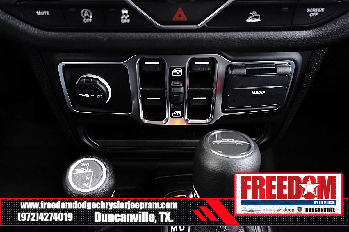 New 2025 Jeep Gladiator Sport image 24