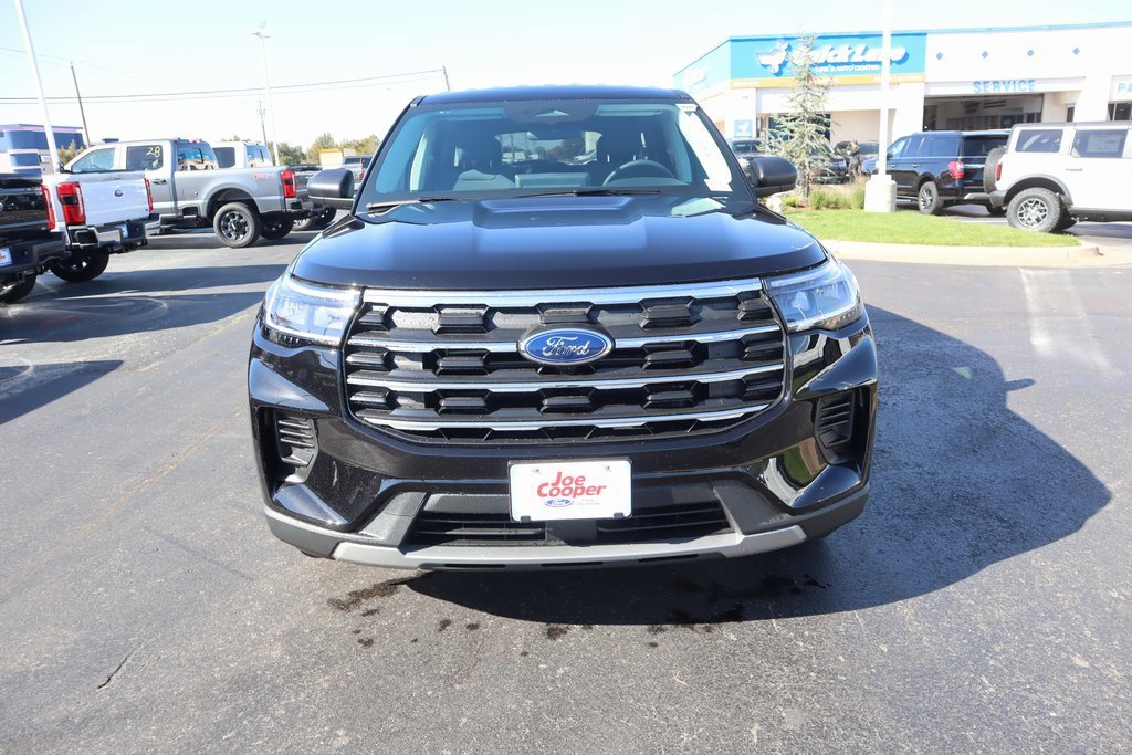 New 2026 Ford Explorer Active image 9
