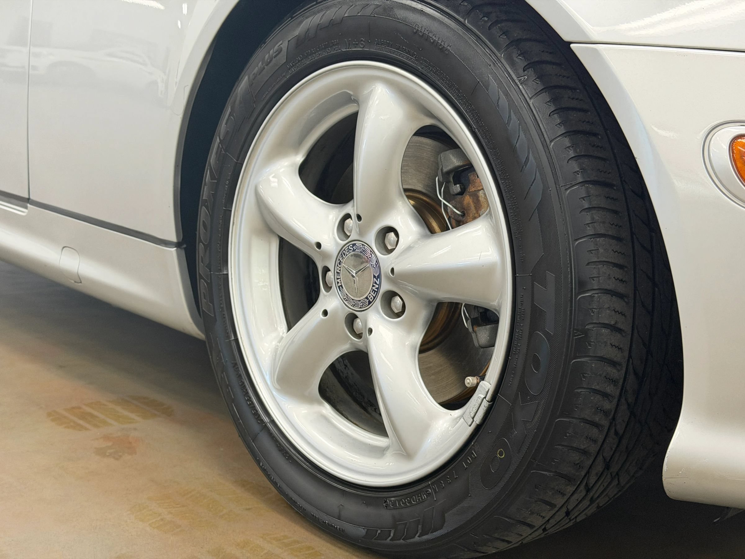 Used 2001 Mercedes-Benz SLK 320 image 5