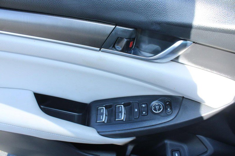 Used 2018 Honda Accord Sedan image 10