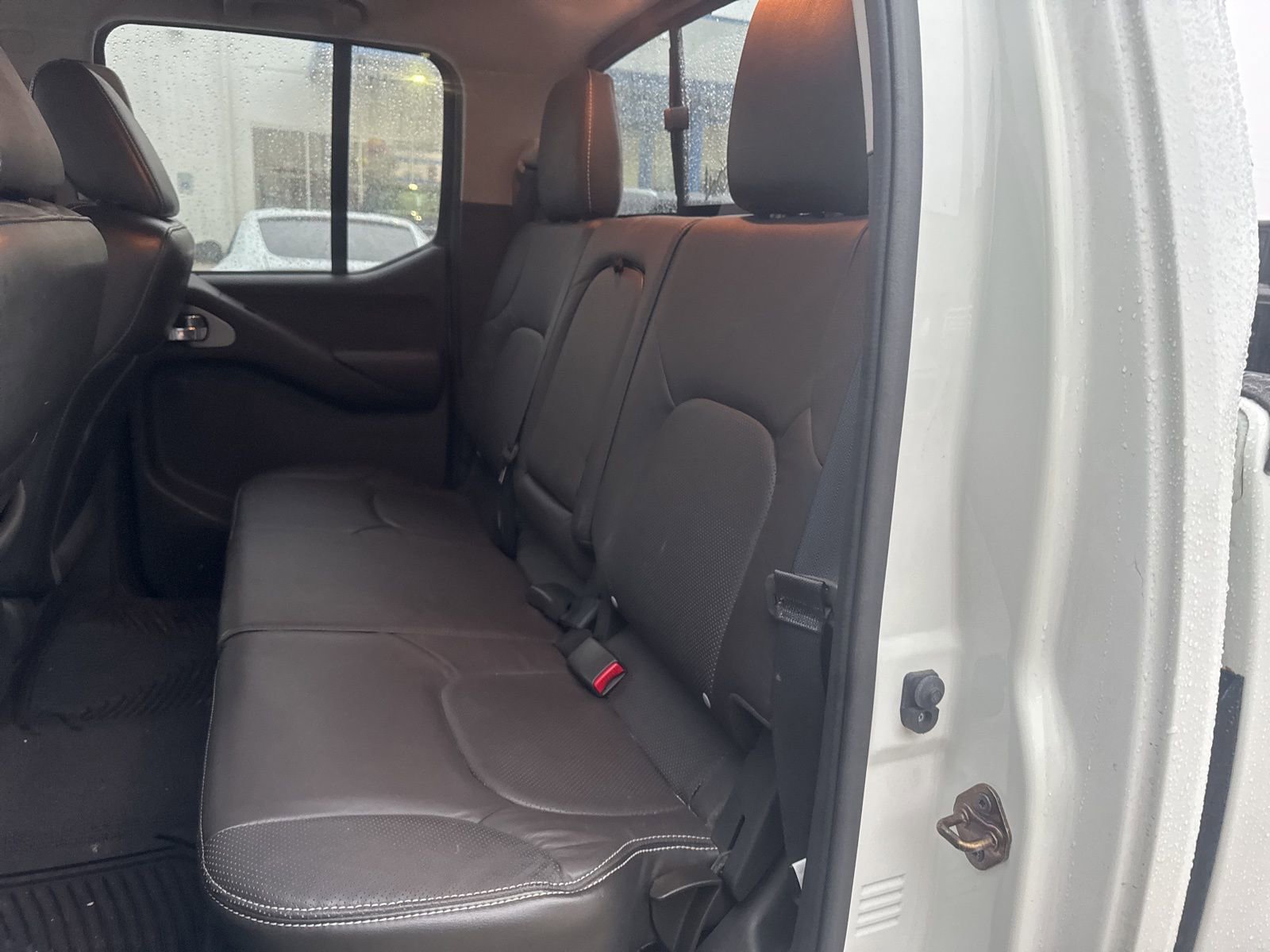 Used 2015 Nissan Frontier PRO-4X w/ Pro-4x Luxury Package AWD/4WD image 14
