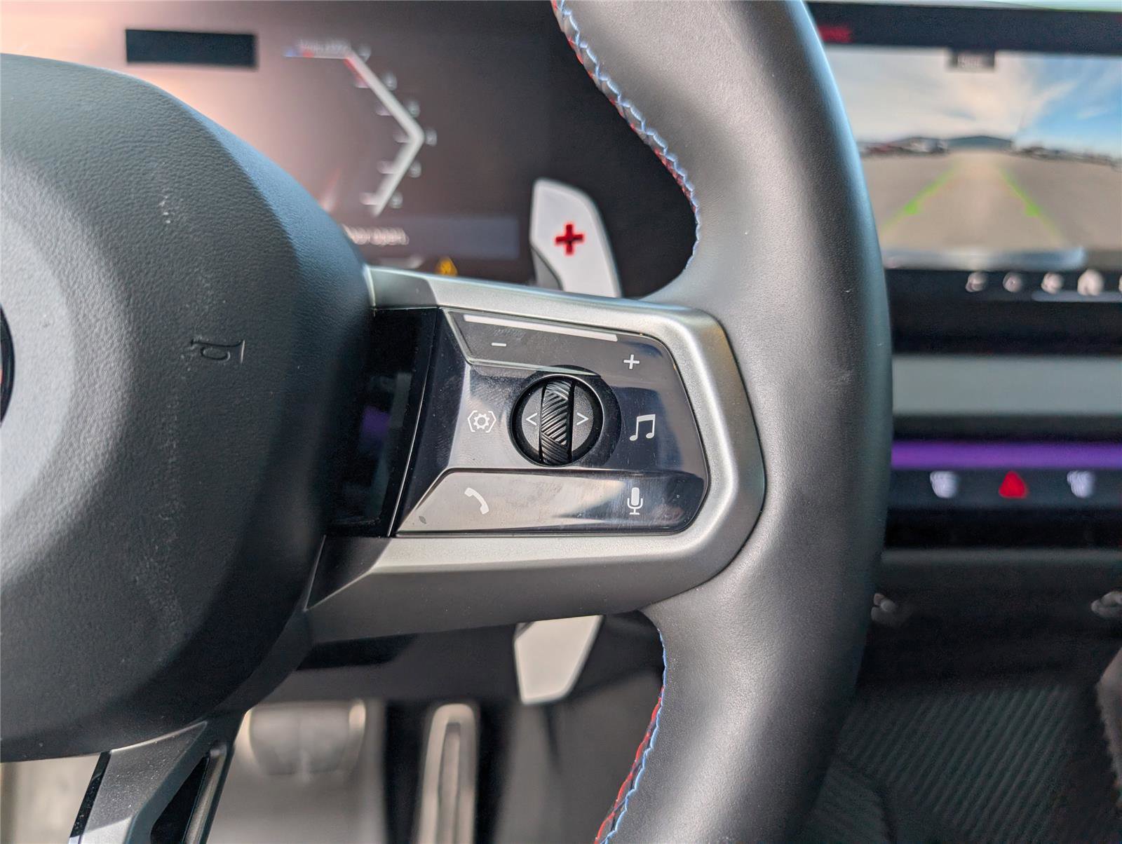 Used 2025 BMW X3 M50 image 24