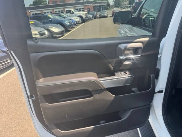 Used 2018 Chevrolet Silverado 1500 LT w/ LT Eassist Package AWD/4WD image 21