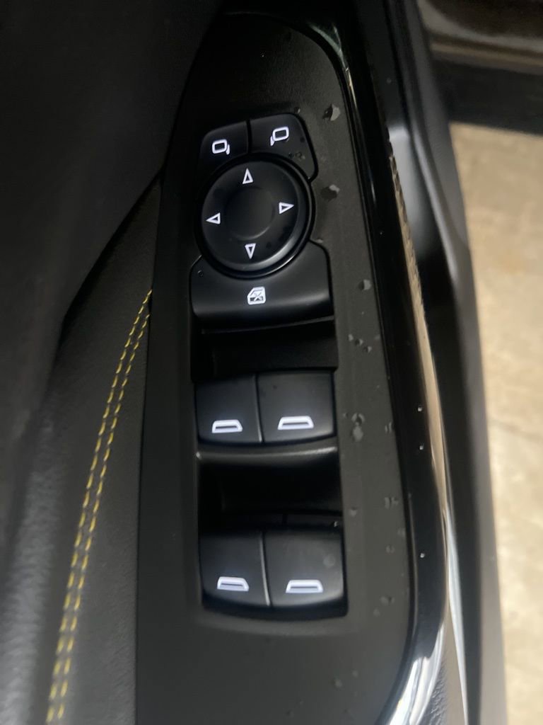 Used 2024 Chevrolet Trax ACTIV w/ Sunroof Package FWD image 50