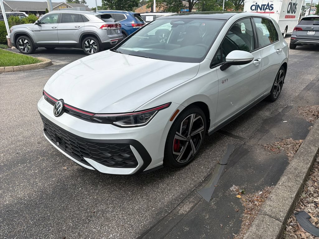 New 2026 Volkswagen GTI SE FWD image 3