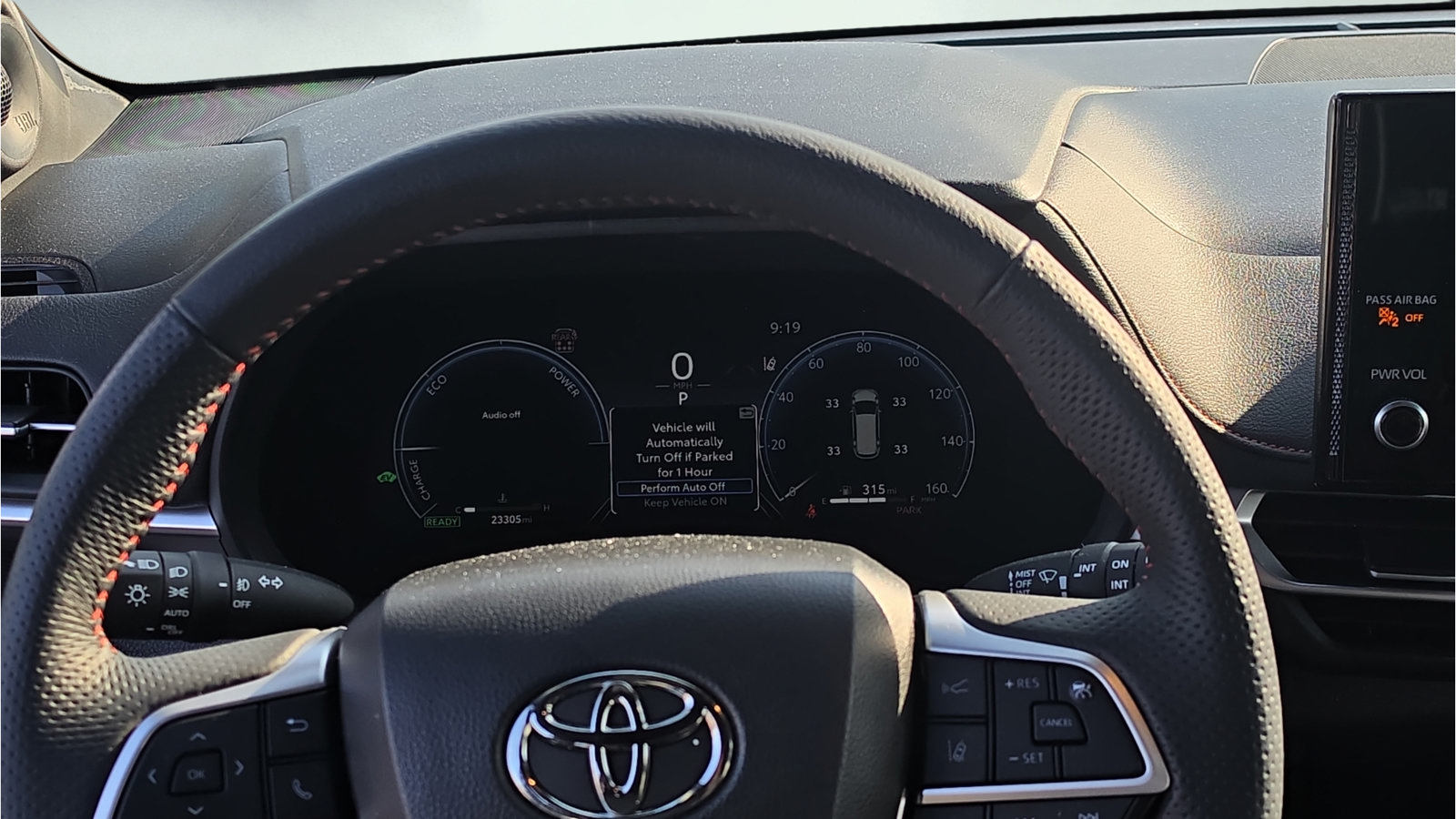 Used 2025 Toyota Sienna XSE w/ XSE Premium Package AWD/4WD image 16