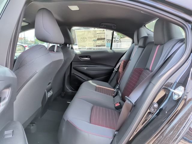 Used 2026 Toyota Corolla SE w/ SE Package FWD image 11