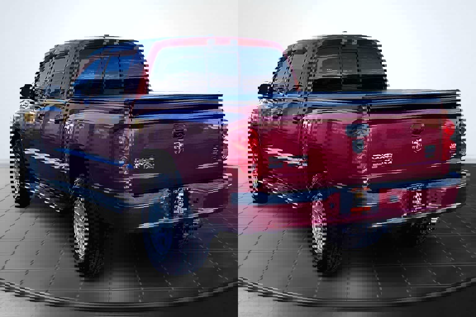 Used 2007 Dodge Dakota SLT image 4